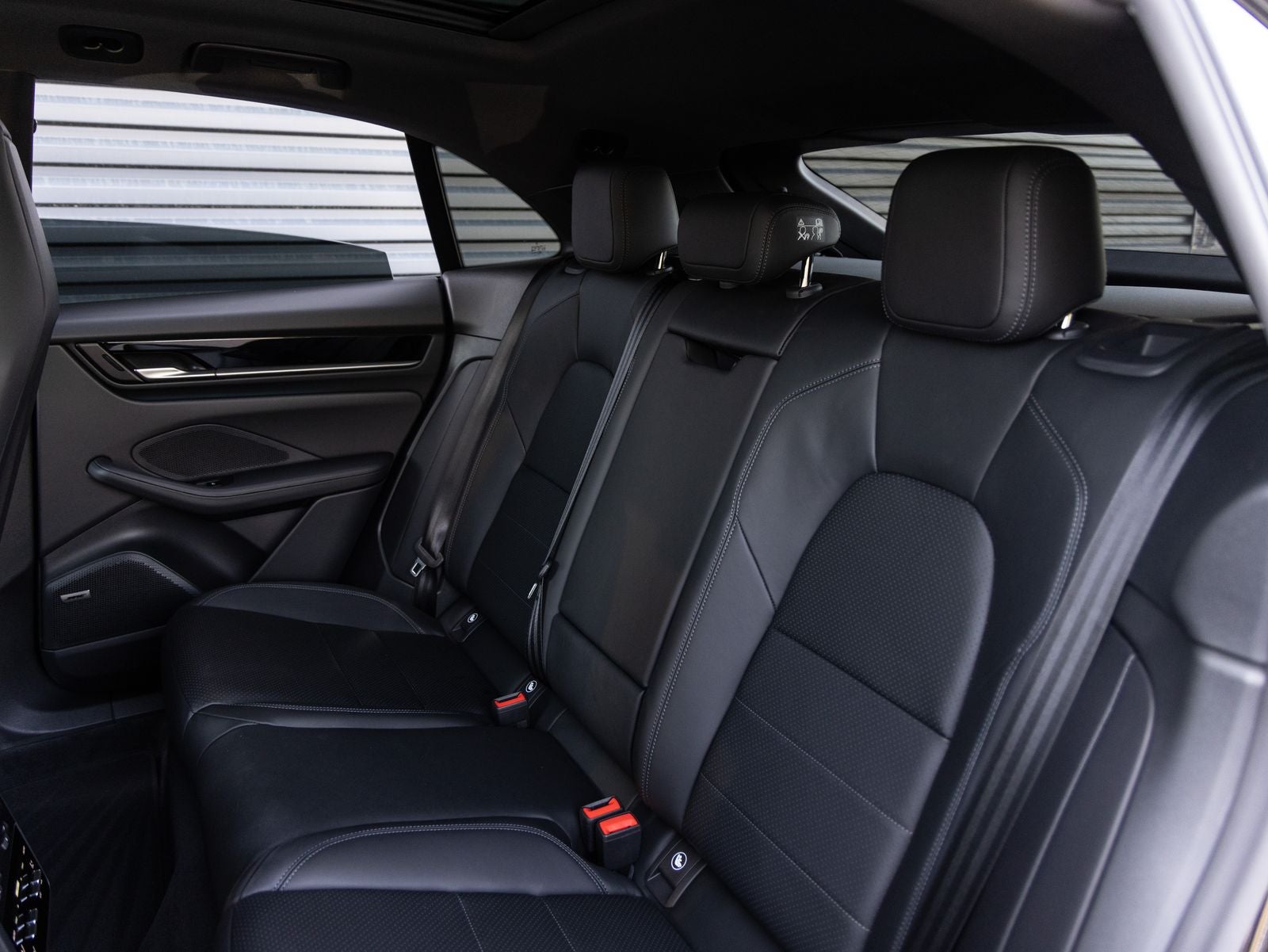 2026 Porsche Macan Macan 4 Electric