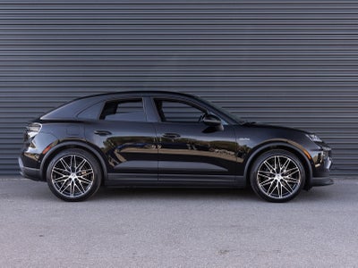 2026 Porsche Macan Macan 4 Electric