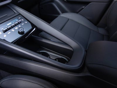 2026 Porsche Macan Macan 4 Electric