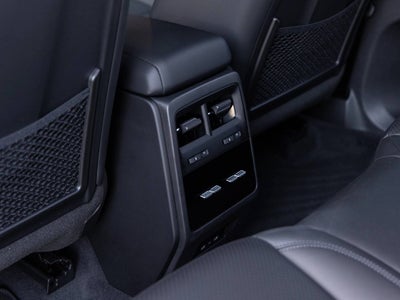 2026 Porsche Macan Macan 4 Electric