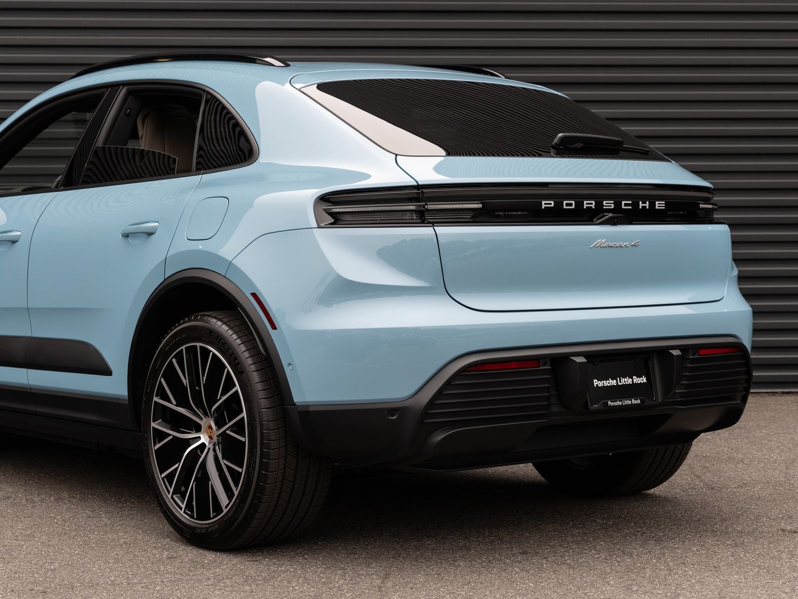 2026 Porsche Macan 4 Electric