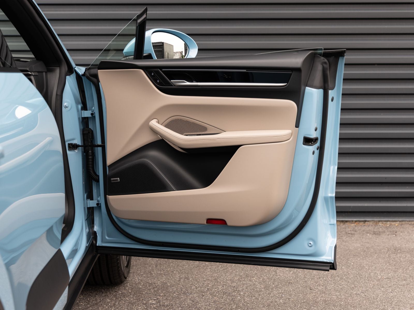 2026 Porsche Macan 4 Electric