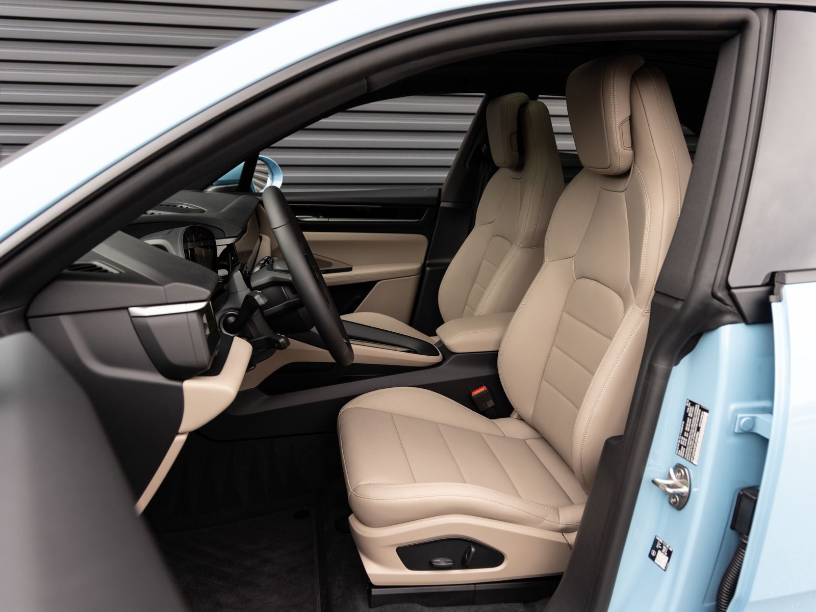 2026 Porsche Macan 4 Electric