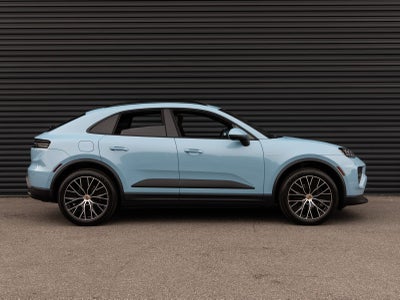 2026 Porsche Macan 4 Electric