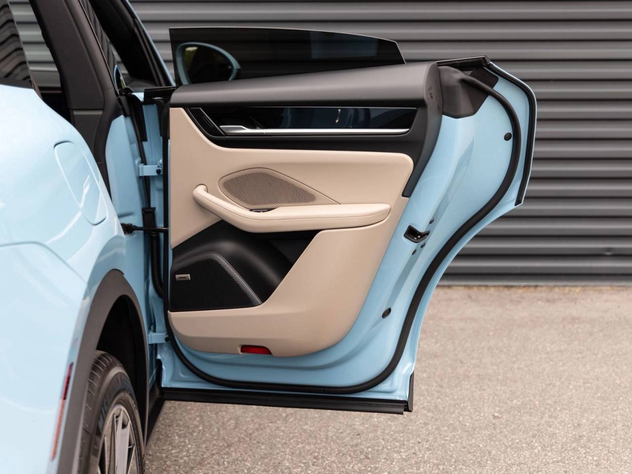 2026 Porsche Macan 4 Electric