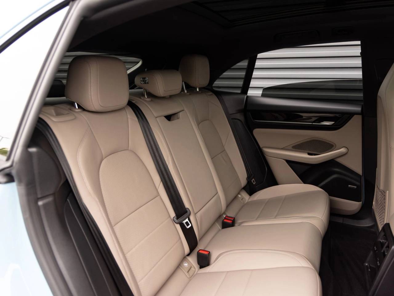 2026 Porsche Macan 4 Electric
