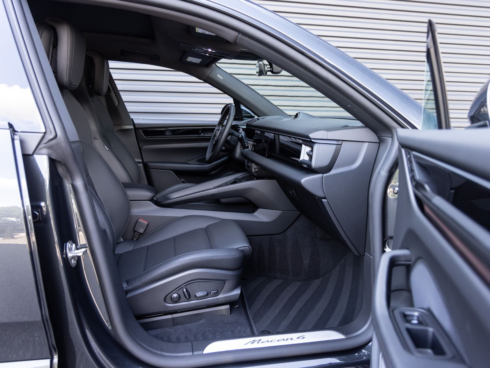 2026 Porsche Macan Macan 4 Electric