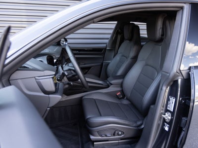 2026 Porsche Macan Macan 4 Electric