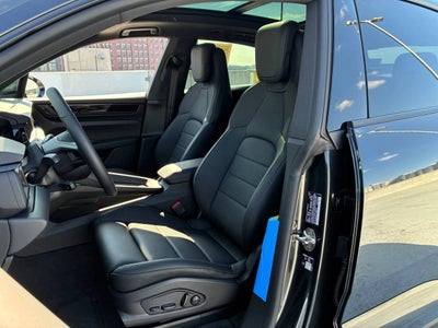 2026 Porsche Macan Macan 4 Electric