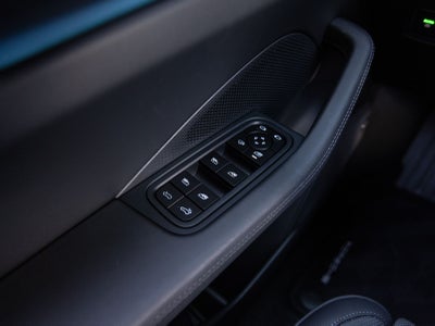 2026 Porsche Macan Macan 4 Electric