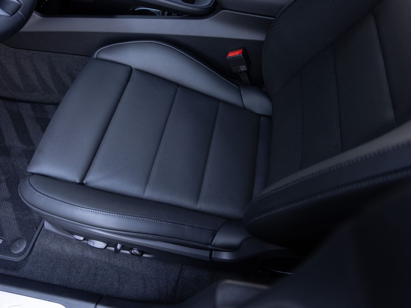 2026 Porsche Macan Macan 4 Electric