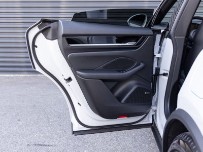 2026 Porsche Macan Macan 4 Electric