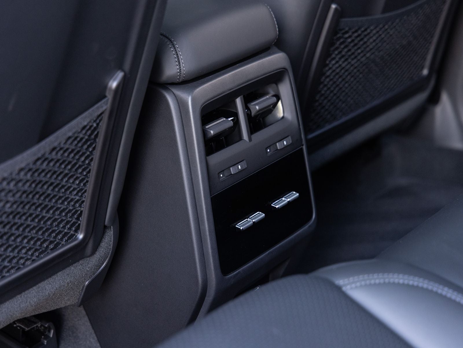2026 Porsche Macan Macan 4 Electric