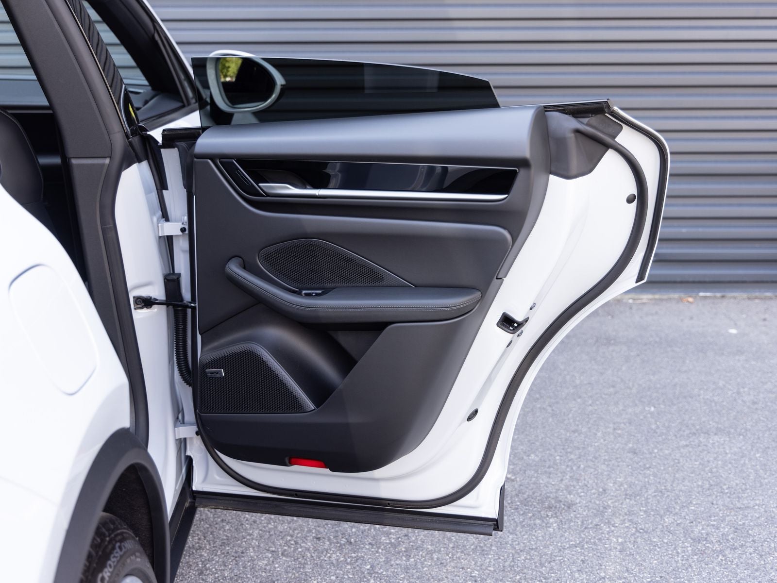 2026 Porsche Macan Macan 4 Electric
