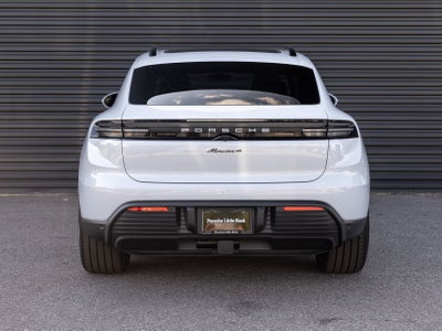 2026 Porsche Macan Macan 4 Electric