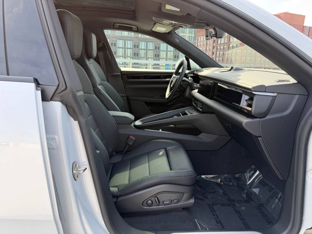 2026 Porsche Macan Macan 4 Electric