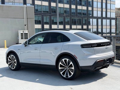 2026 Porsche Macan Macan 4 Electric