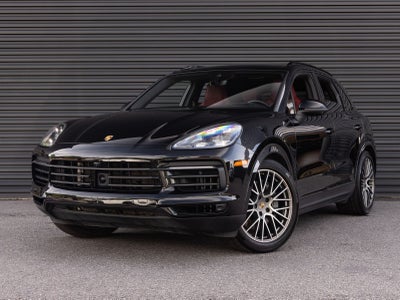 2023 Porsche Cayenne S Platinum Edition