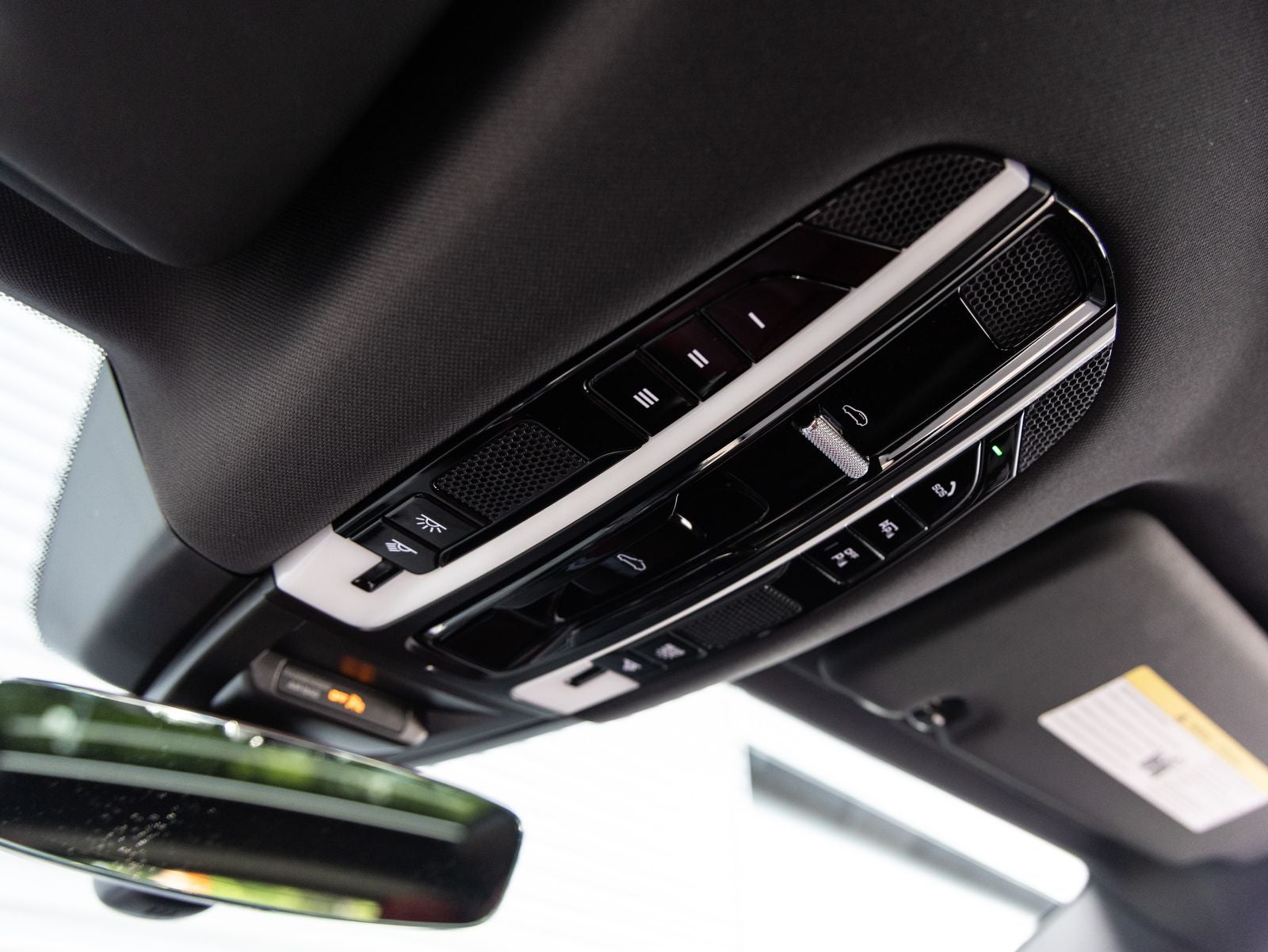 2023 Porsche Cayenne S Platinum Edition