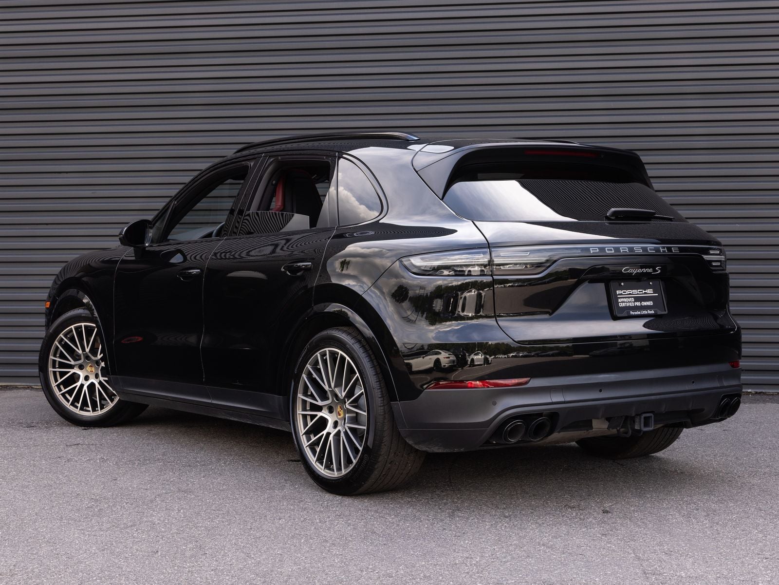 2023 Porsche Cayenne S Platinum Edition