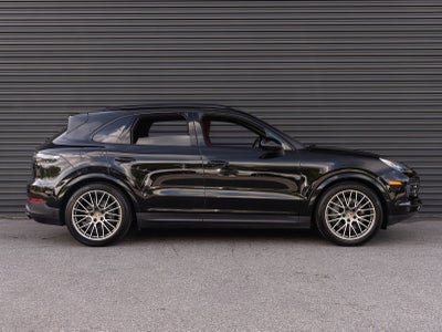 2023 Porsche Cayenne S Platinum Edition