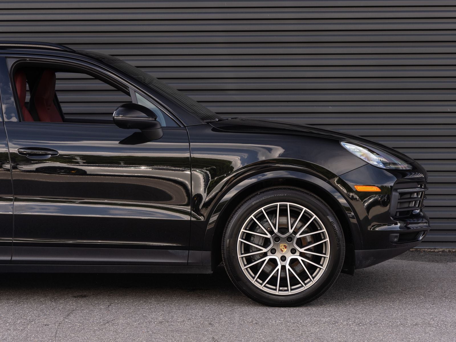 2023 Porsche Cayenne S Platinum Edition