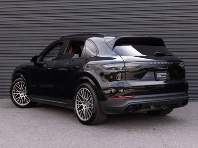2023 Porsche Cayenne S Platinum Edition