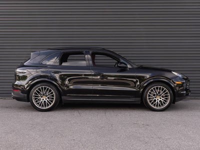 2023 Porsche Cayenne S Platinum Edition