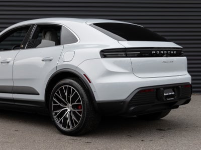 2025 Porsche Macan Macan 4S Electric