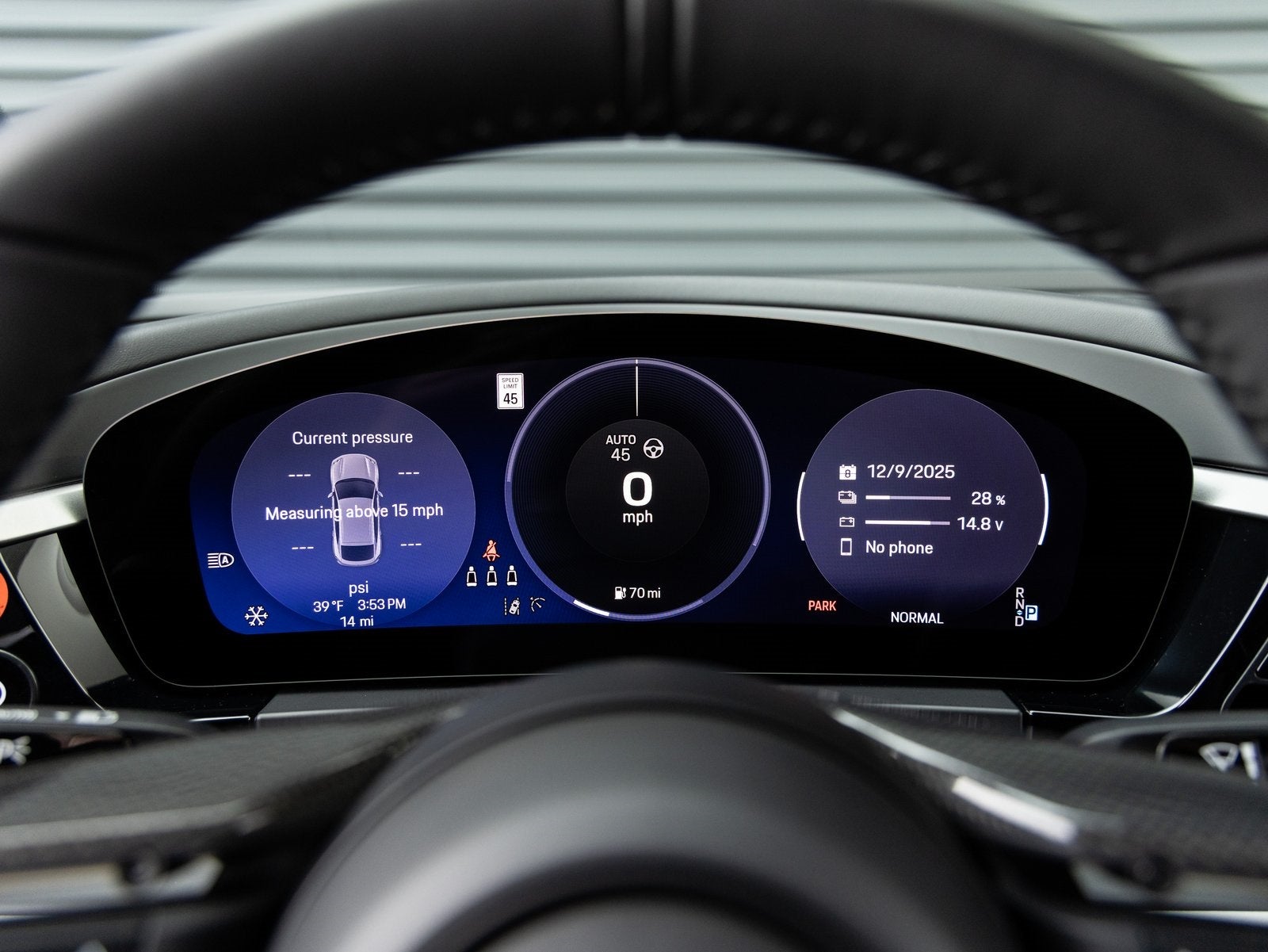 2025 Porsche Macan Macan 4S Electric