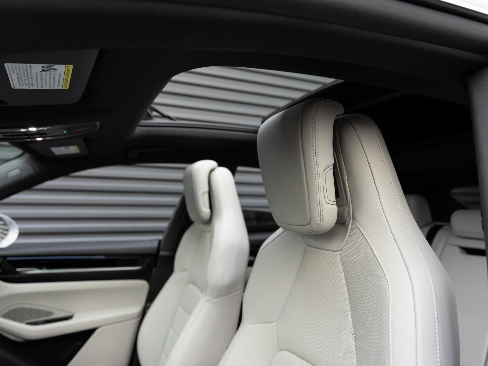 2025 Porsche Macan Macan 4S Electric