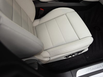 2025 Porsche Macan Macan 4S Electric