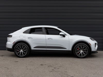 2025 Porsche Macan Macan 4S Electric