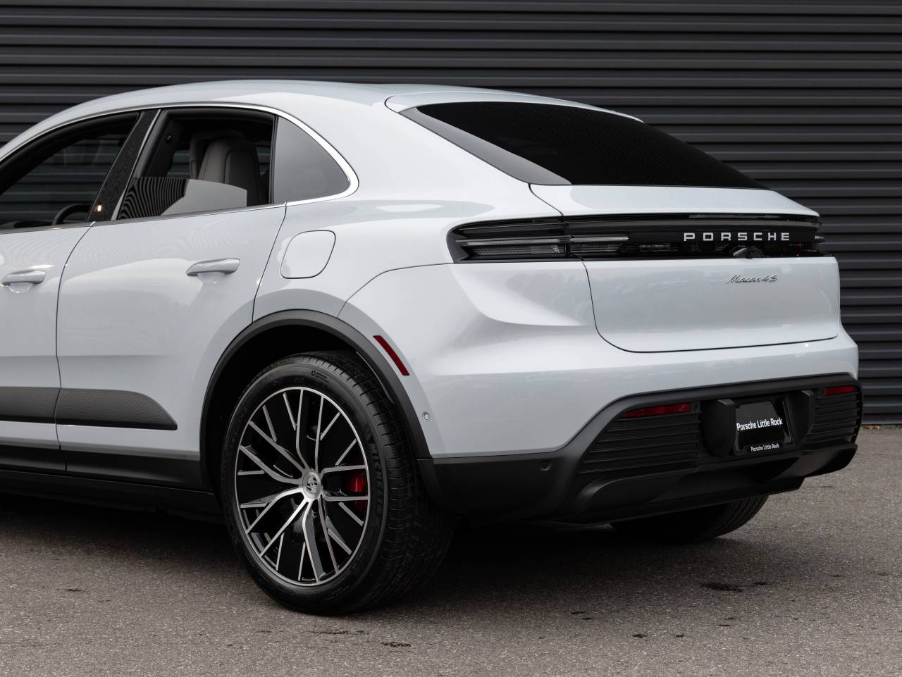 2025 Porsche Macan Macan 4S Electric