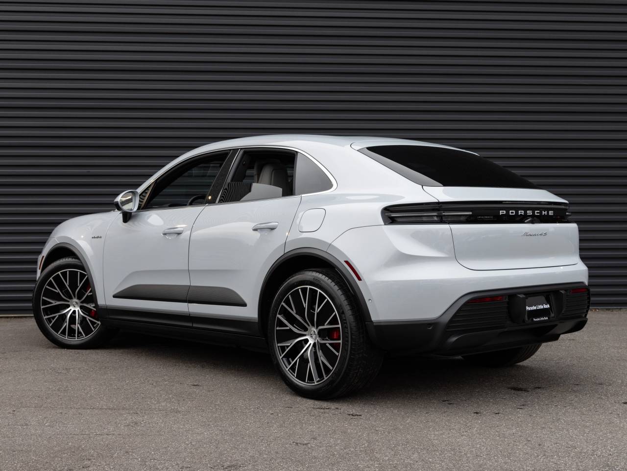 2025 Porsche Macan Macan 4S Electric