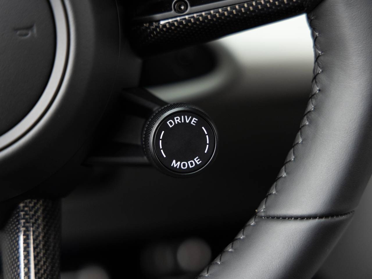 2025 Porsche Macan Macan 4S Electric