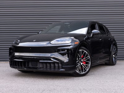 2026 Porsche Cayenne Cayenne Turbo Electric