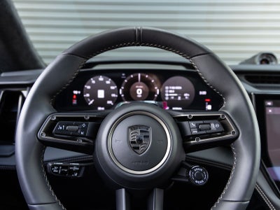 2026 Porsche Cayenne Cayenne Turbo Electric