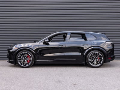 2026 Porsche Cayenne Cayenne Turbo Electric