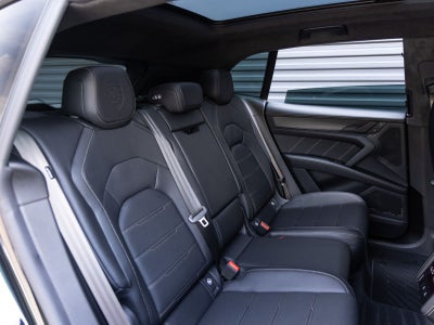 2026 Porsche Cayenne Cayenne Turbo Electric