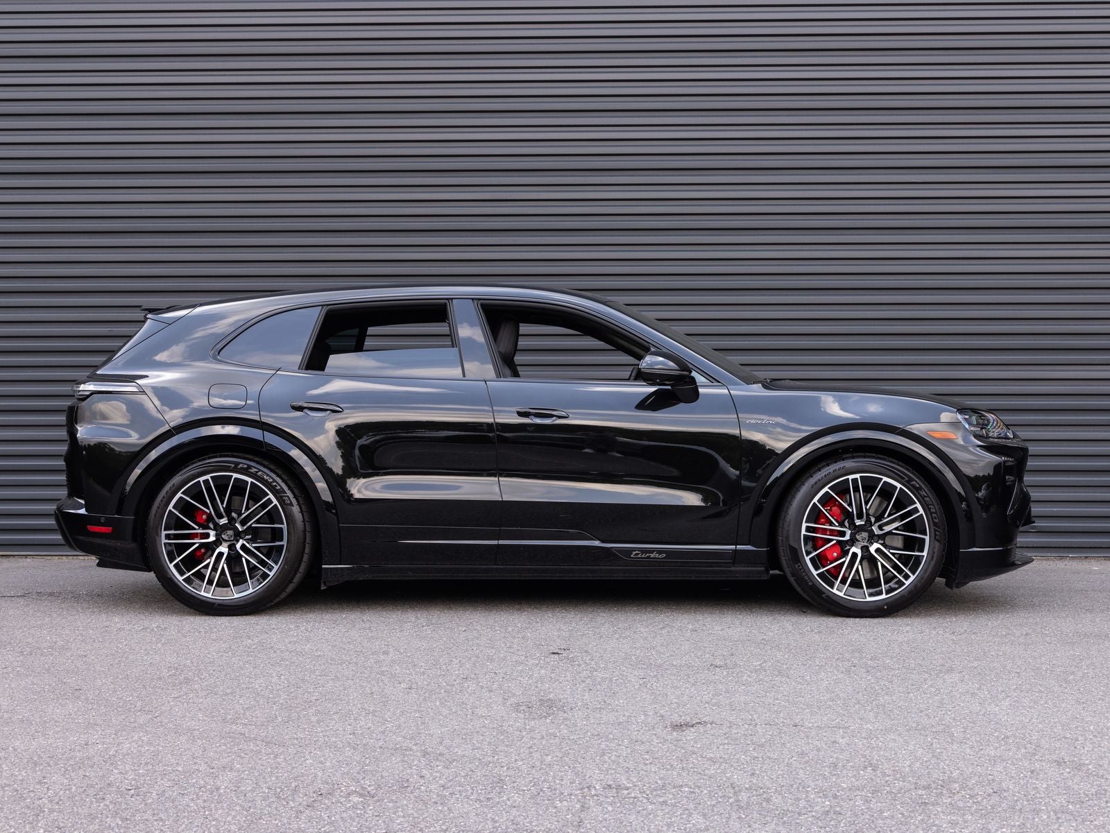 2026 Porsche Cayenne Cayenne Turbo Electric