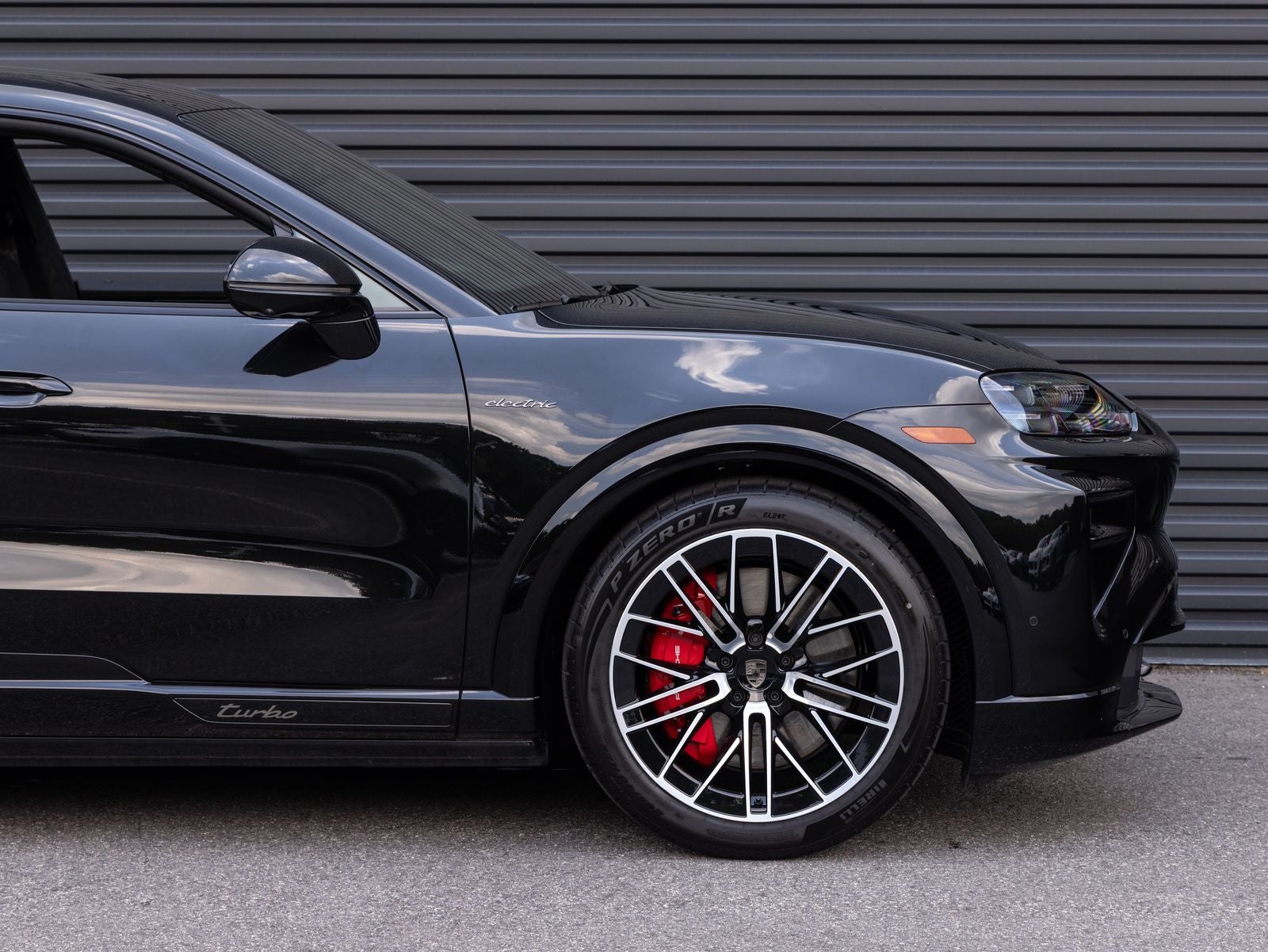 2026 Porsche Cayenne Cayenne Turbo Electric