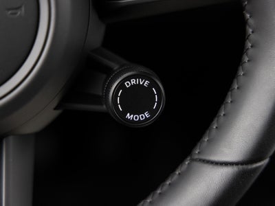 2025 Porsche Macan Macan Electric