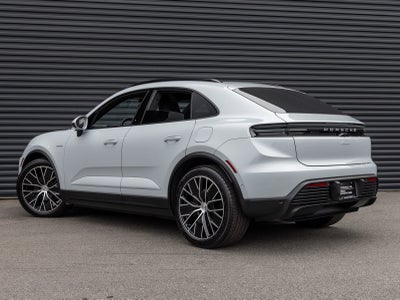 2025 Porsche Macan Macan Electric