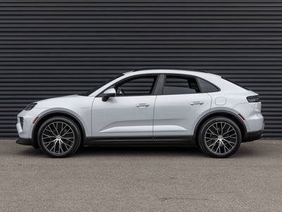 2025 Porsche Macan Macan Electric