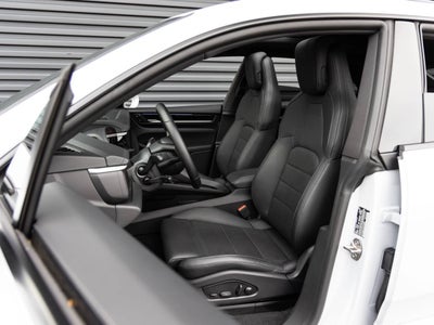 2025 Porsche Macan Macan Electric