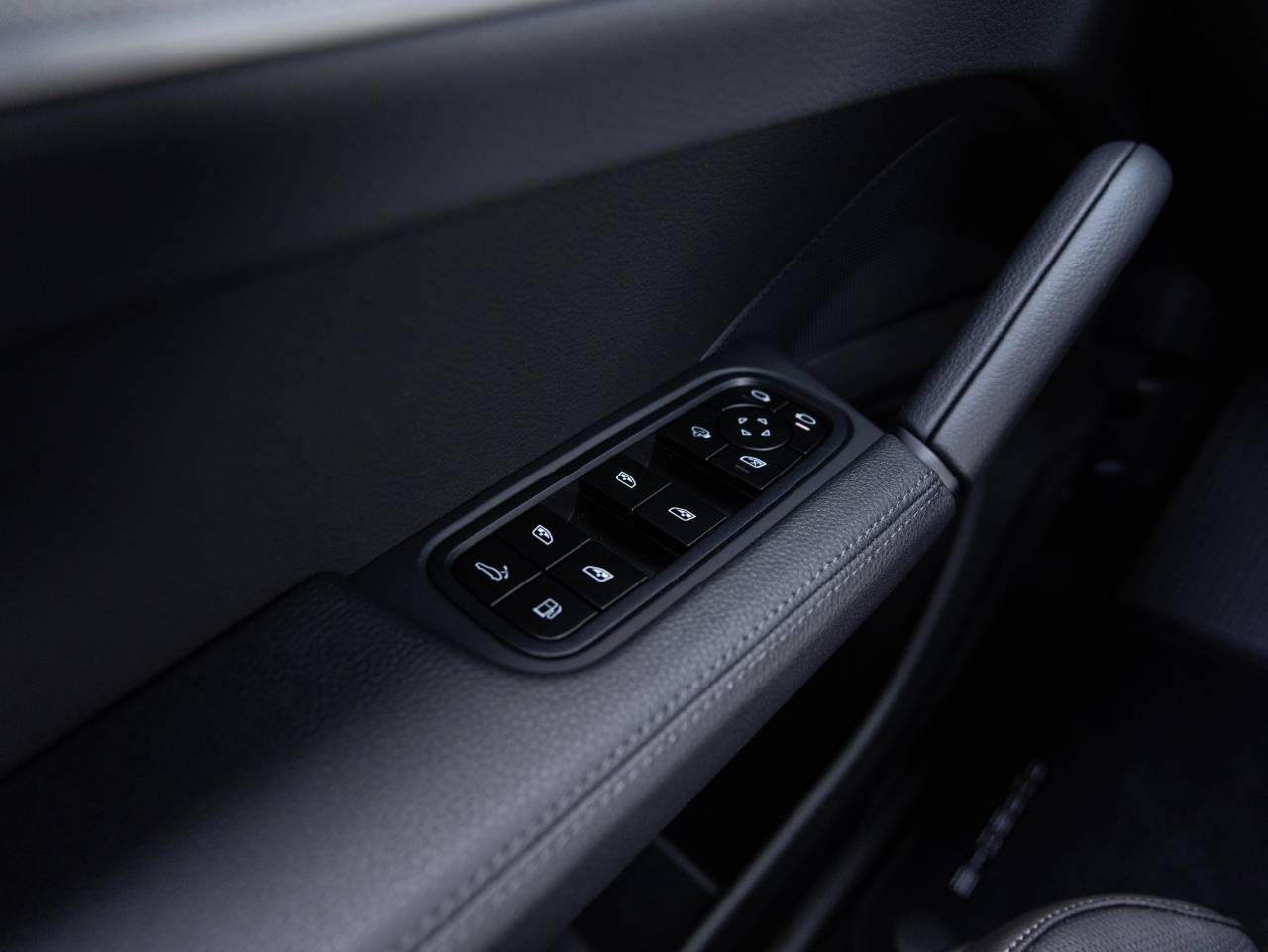 2026 Porsche Cayenne Cayenne E-Hybrid