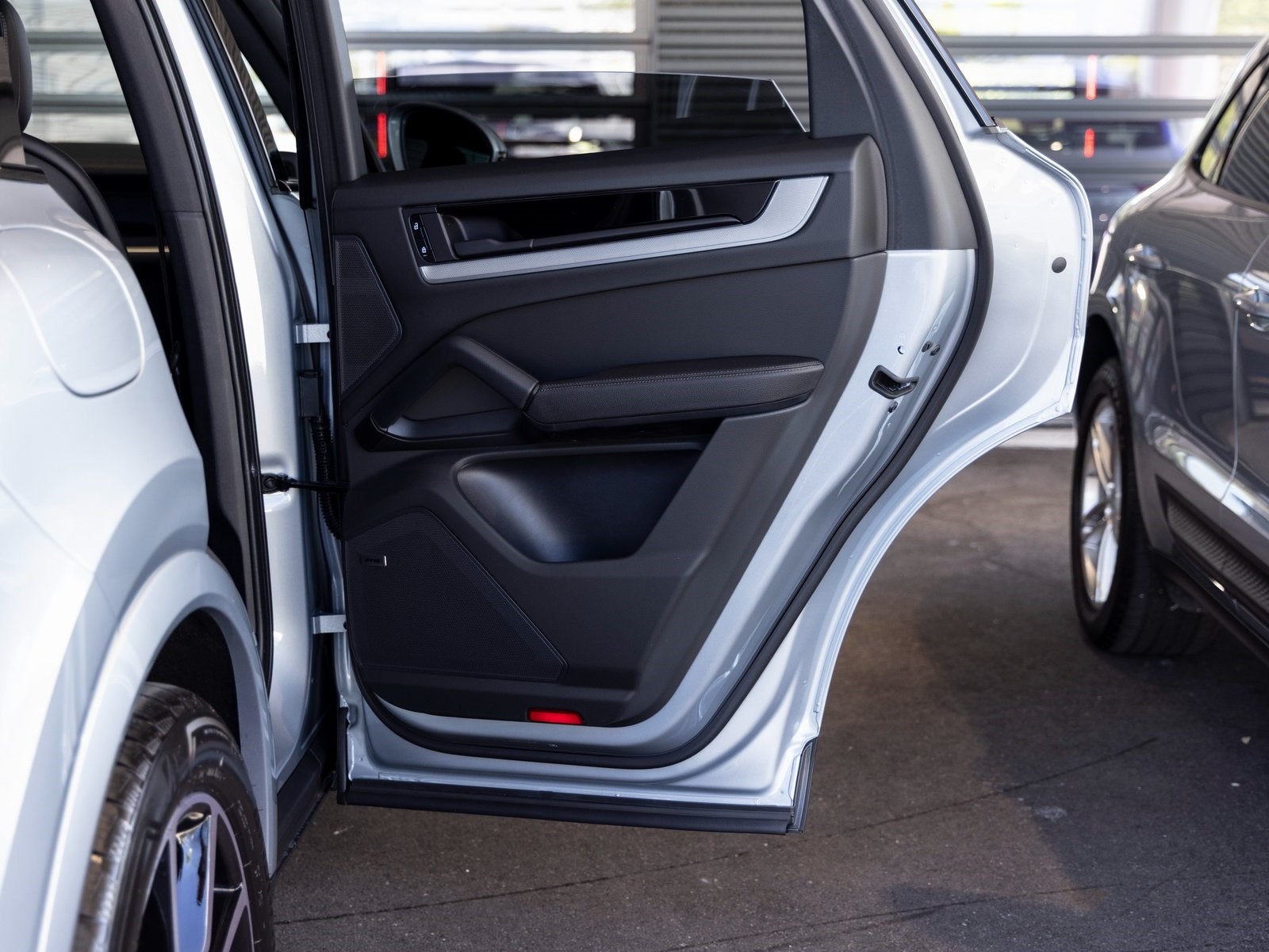 2025 Porsche Cayenne Cayenne E-Hybrid