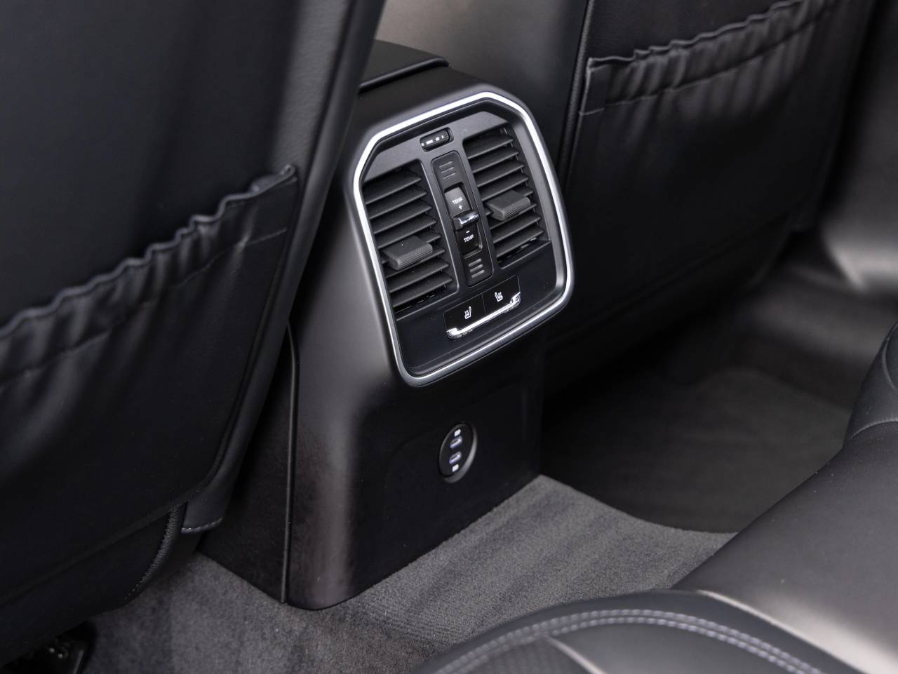 2023 Porsche Macan Macan GTS (MY23)