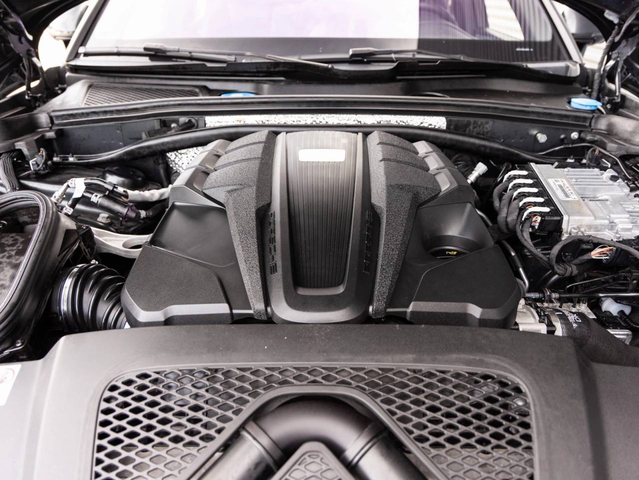 2023 Porsche Macan Macan GTS (MY23)